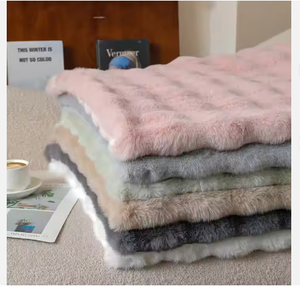 <span class=keywords><strong>Forme</strong></span> arrière imitation laine épaissie chambre lit <span class=keywords><strong>tapis</strong></span> nouvelle mode simple baie vitrée moelleux grand <span class=keywords><strong>lapin</strong></span> fourrure artificielle <span class=keywords><strong>tapis</strong></span> - Product Image 1