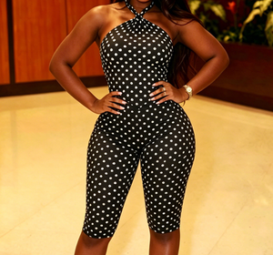 Viviblook Q26ST092 Conjunto de 2 piezas de pantalones cortos con estampado de lunares y top sin mangas con cuello halter y espalda descubierta para mujer - Product Image 2