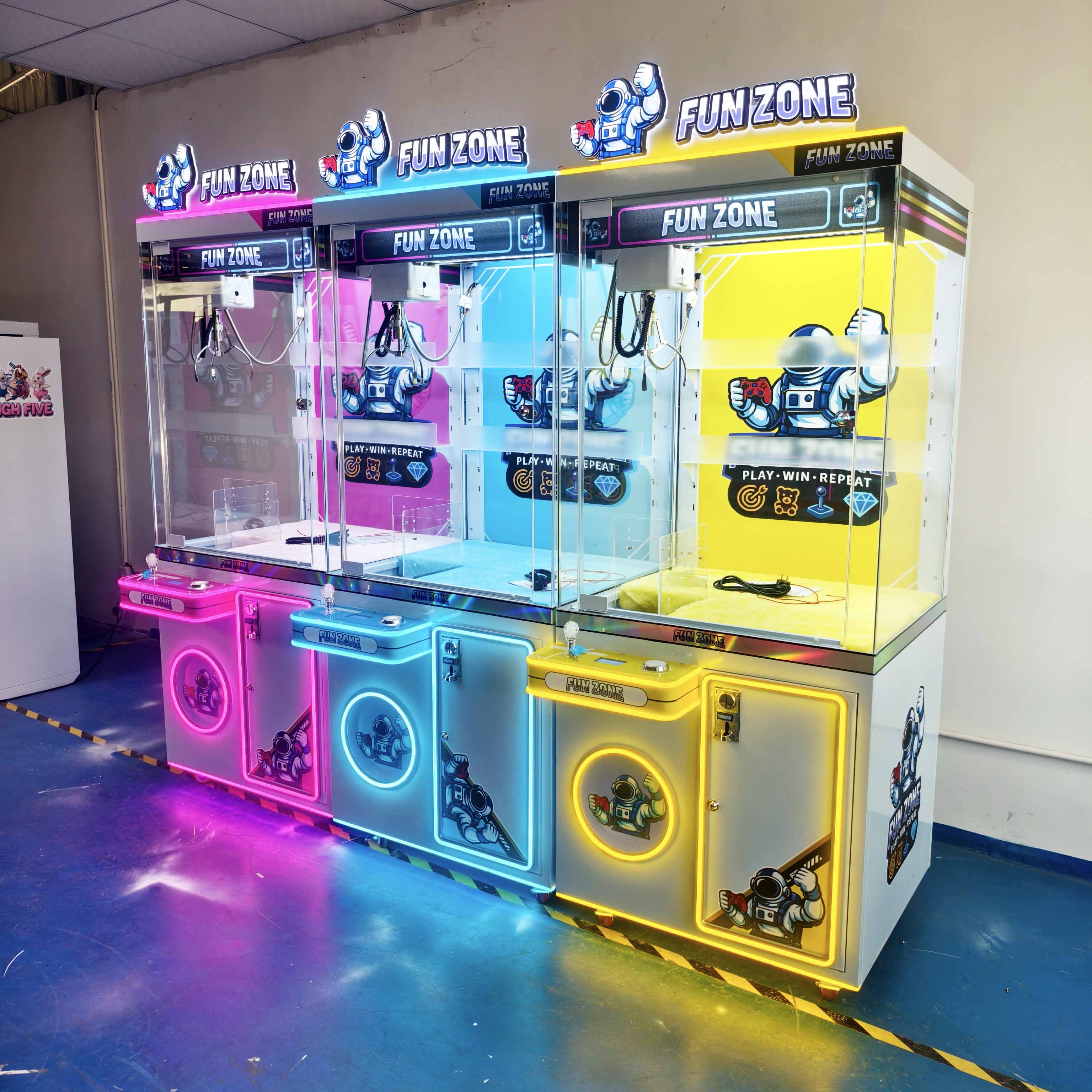 Factory Direct Supply Customized Low Price Gift Game Machine Coin Operated Automatic Clip Game Machine Claw Machine Crane