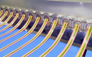 Machine de fabrication de bonbons à la corde de réglisse à haute efficacité automatique robuste et caoutchouteuse à économie d'énergie pour la production de bonbons - Product Image 5