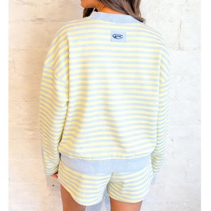 Set di Alta Qualità per Donna: Felpa Oversize a Collo Alto con Stampa a Righe e Pantaloncini, Abbigliamento Casual Personalizzato per il Campus, Set 2 Pezzi - Product Image 3