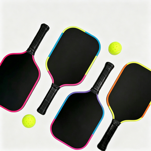 Raquette de pickleball TITAN1.0 approuvée USAPA, noyau en nid d'abeille durable, 16 mm, en fibre de carbone et titane, pour l'entraînement et le divertissement - Product Image 1