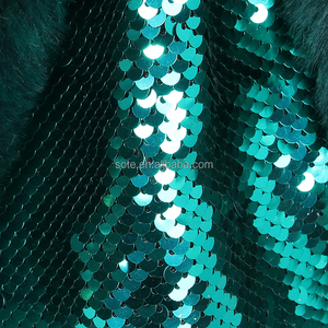 Ornements de Noël en forme d'ange vert foncé scintillant, décorations de Noël pour le sommet de l'arbre, ailes de plumes de paon, décorations de Noël en fibre + résine 30CM/40CM - Product Image 5