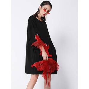 ชุดเดรสปักลายปลาทองคิงโย - Product Image 4