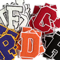 Patchs personnalisés OEM en feutre chenille brodés en 3D, motifs fleurs, cœurs et lettres – Badges thermocollants pour vestes universitaires et chapeaux, alphabet coloré pour vêtements