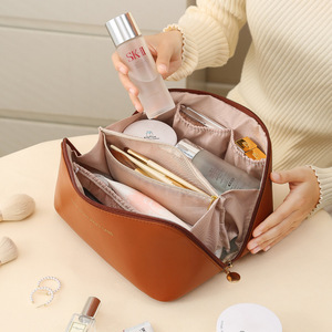 Bolsa de Maquillaje Portátil de Gran Capacidad, Impermeable, Color Marrón, con Cierre, para Viajes, Cuidado de la Piel y Cosméticos, para Mujer, con Asa y Divisor - Product Image 2