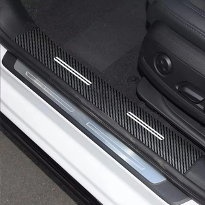 แผ่นกันรอยขีดข่วนประตูรถยนต์ ลายคาร์บอนไฟเบอร์ สำหรับ Audi A4 B8 A5 F5 A6 C7 Q5 FY Q7 4L 4M - Product Image 2