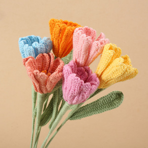 Fleurs de tulipes au crochet Kexiang, multicolores, fleurs artificielles pour décoration de mariage, accessoires de photographie, bouquets et arrangements. - Product Image 4