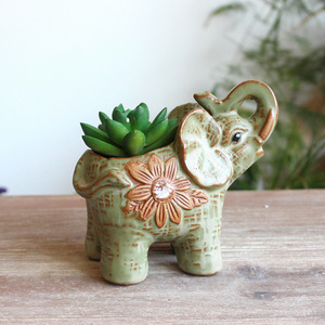 Maceta Moderna de Cerámica con Diseño de Elefante Bebé Auspicioso, Esmalte Cambiado en Horno, para Suculentas o Decoración de Escritorio - Product Image 4