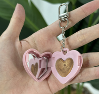Boîte à cosmétiques vide en plastique en forme de cœur, contenant pour baume à lèvres, emballage, boîte à poudre mignonne, mini boîte à fard à paupières individuelle