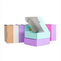 Boîtes en carton recyclables, matériaux recyclés modernes, boîte à courrier pliable personnalisée avec fermeture magnétique, expédition facile