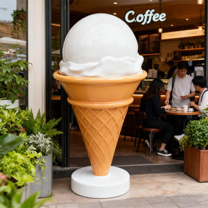 Sculpture en résine de crème glacée classique, cône à gaufres en mousse durable, texture en grille, art de dessert, présentoir de café, couleur et taille personnalisables - Product Image 2