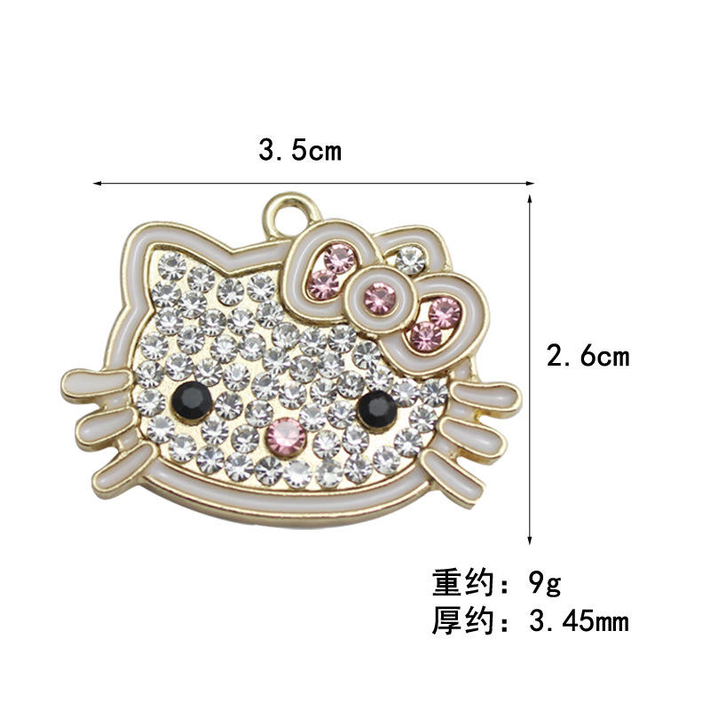 Tête de chat à barbe blanche