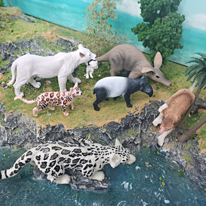Simulation transfrontalière d'animaux sauvages avec des oursons lionne blanche aardvark chat du <span class=keywords><strong>Bengale</strong></span> proboscis singe tapir léopard des neiges - Product Image 2