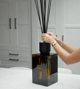 Aikun Large Capacity Amber Rectangular Glass Bottle Matte Black Capped Fiber <b>Stick</b> Home Fragrance Reed <b>Diffuser</b> for Home Decor - Product Image 3