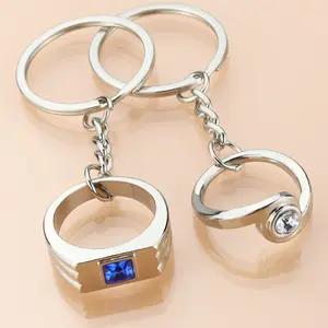Cadeau de la Saint-Valentin sac pour femme pendentif décoration porte-clés amour coeur forme porte-clés pour petit ami petite amie cadeau d'anniversaire