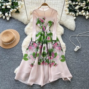 Robe plissée florale évasée fluide et luxueuse pour femme, taille haute, idéale pour l'été - Product Image 2