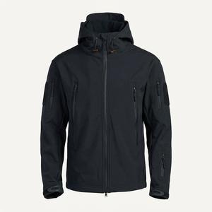 เสื้อแจ็คเก็ตผู้ชายแบบ Softshell Tactical คอตั้ง มีฮู้ด ซิปด้านหน้า สำหรับงานกลางแจ้ง กันลม กันน้ำ มีกระเป๋า สามารถปรับแต่งได้ - Product Image 1