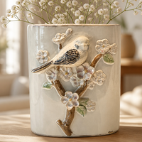 Vase en céramique ovale décoratif style pastoral, motif oiseaux et fleurs en relief 3D, pot de fleurs vintage en porcelaine blanc crème ARM LVG