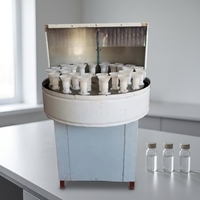 Petite machine de remplissage et de bouchage automatique de table pour eau pure, moteur électrique, capacité de 1000 bouteilles/heure, pour boissons, produits chimiques, plastique