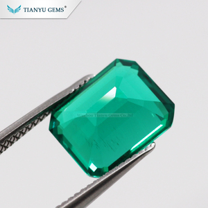 Piedra de Esmeralda Sintética Colombiana Tratada con Calor, Corte Esmeralda 8*10mm, Verde, de Tianyu Gems - Product Image 2