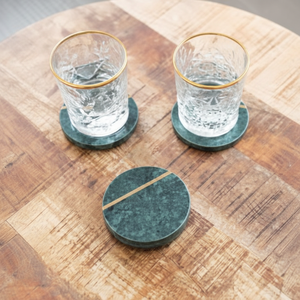 Ensemble de sous-verres en marbre vert faits à la main en pierre naturelle pour tasses à café et décoration de table pour la maison - Product Image 1