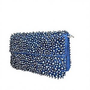 Pochette de mariée perlée bleue scintillante pour soirée, sac à main avec chaîne et fermeture à rabat - Product Image 1