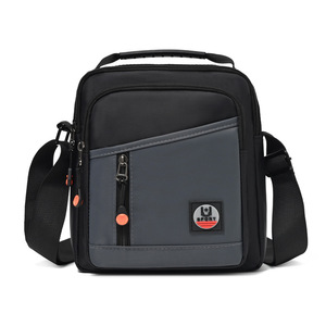 Nuevas Bolsas Bandolera de Diseño para Hombre, Económicas, Modernas, Deportivas, de Viaje, para Uso Exterior - Product Image 1