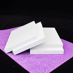 Coffrage en PVC moderne 2440x1220mm, épaisseur 18mm, non inflammable, haute résistance, réutilisable, garantie 5 ans pour le coffrage en béton - Product Image 1