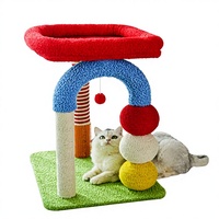 Arbre à chat multifonctionnel de haute qualité, cadre d'escalade en tube en U coloré en gros, lit pour chat intégré