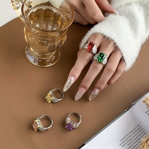 Fashion Jewelry Eco-friendly Copper Dazzling Brilliance 10*14MM Green Zircon Flower <b>Ice</b> Cut High Carbon Diamond <b>Ring</b> - Product Image 4