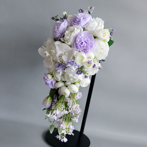 Bouquet de mariée artificiel en forme de larme, style européen, pour la photographie de mariage et la décoration de scène - Product Image 4