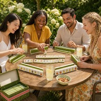 Ensemble de Mahjong en Acrylique Vert Marbré Pastel Délicat avec Dos Blanc Gravé pour Soirées de Jeu en Famille Adulte