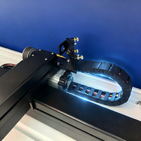 Machine laser 1390 à double source lumineuse 1300*900mm avec refroidisseur d'eau intégré 5200, découpe sans bavure, mouvement stable et rapide