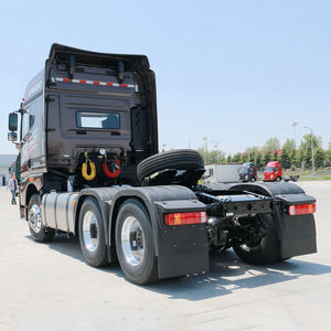 Camión Tractor de Segunda Mano FAW JH6 6X4 2016-2018, Usado, >450hp, para Transporte Minero, en Buenas Condiciones - Product Image 2