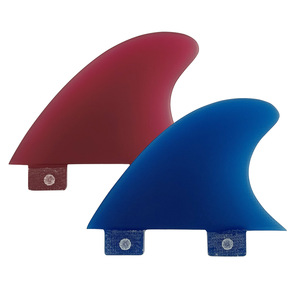 Aileron central de planche de surf UPSURF, petit aileron de quille pour accessoires de paddleboard, bleu et rouge - Product Image 1