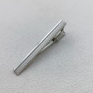 批发产品 大量供应奢华钻石 K9 水晶领带夹 企业礼品 精美实心领带夹 时尚男士配饰 库存现货 - Product Image 3