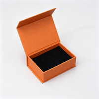 Boîte d'emballage en papier rigide de luxe avec fermeture magnétique personnalisée, boîte à collier avec couvercle rabattable, boîte en papier avec dorure à chaud et impression UV