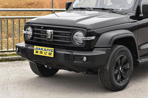 Tank 300 Turbo 4x4 <span class=keywords><strong>d</strong></span>'<span class=keywords><strong>occasion</strong></span>, SUV tout-terrain robuste, bien entretenu, peinture <span class=keywords><strong>d</strong></span>'origine, <span class=keywords><strong>véhicule</strong></span> <span class=keywords><strong>d</strong></span>'<span class=keywords><strong>occasion</strong></span>, exportation vers l'Asie <span class=keywords><strong>centrale</strong></span> - Product Image 2