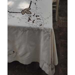 Mantel de Lino Crema de Marca Pietrochianese, Bordado Calado Beige, 12 Servilletas, Técnica No Tejida, para Mesa de Comedor de Hotel - Product Image 5