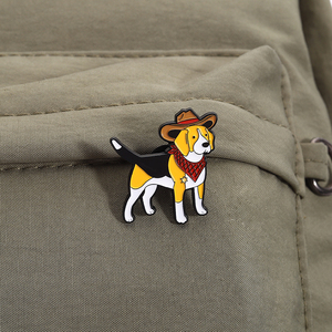 Эмалированная брошь в виде собаки - Product Image 3