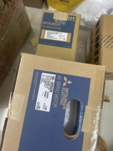 Servomotor Mitsubishi AC HG-SR502K - Product Image 1