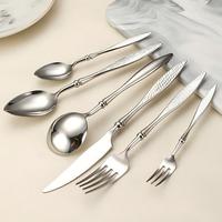 Couverts de table occidentaux en acier inoxydable martelé de haute qualité avec manche, fourchette, couteau, cuillère pour restaurant et usage domestique