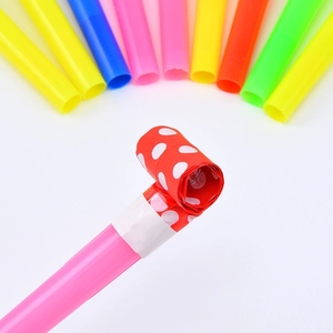 Longs sifflets en plastique pour fête, motifs variés, klaxons sonores multi-motifs, jouets de fête pour enfants, fournitures pour fêtes d'anniversaire - Product Image 4