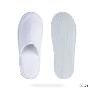 Chaussons jetables en polaire corail pour hôtel, fournitures hôtelières cinq étoiles, chaussons jetables à bout fermé pour chambre d'hôtes - Product Image 2