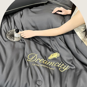 Couette d'été fraîche pour hôtel Couette <span class=keywords><strong>de</strong></span> luxe glacée soyeuse Couvre-<span class=keywords><strong>lit</strong></span> <span class=keywords><strong>de</strong></span> couleur unie Couette d'été duplex lavée Couverture <span class=keywords><strong>de</strong></span> refroidissement - Product Image 6