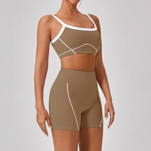 Logo personalizzato nuovo reggiseno sportivo traspirante 2 pezzi Set di pantaloncini bianchi bordo <span class=keywords><strong>palestra</strong></span> <span class=keywords><strong>per</strong></span> donne estate Yoga pantaloni personalizzati Logo vita - Product Image 3