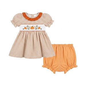 Ensemble 2 pièces <span class=keywords><strong>pour</strong></span> filles Maxine, motif citrouille de <span class=keywords><strong>dessin</strong></span> <span class=keywords><strong>animé</strong></span>, broderie au nœud <span class=keywords><strong>français</strong></span>, respirant, avec short à volants – Collection Automne, Meilleures Ventes - Product Image 2