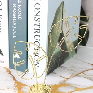 Supporto per Memo in Metallo Dorato, Porta Note a Forma di Foglia, <span class=keywords><strong>Clip</strong></span> Decorativa per Foto e Biglietti da Tavolo per Matrimoni e Ufficio - Product Image 4