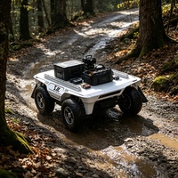 Châssis de véhicule terrestre autonome tout-terrain, plateforme de transport électrique télécommandée pour le transport de marchandises